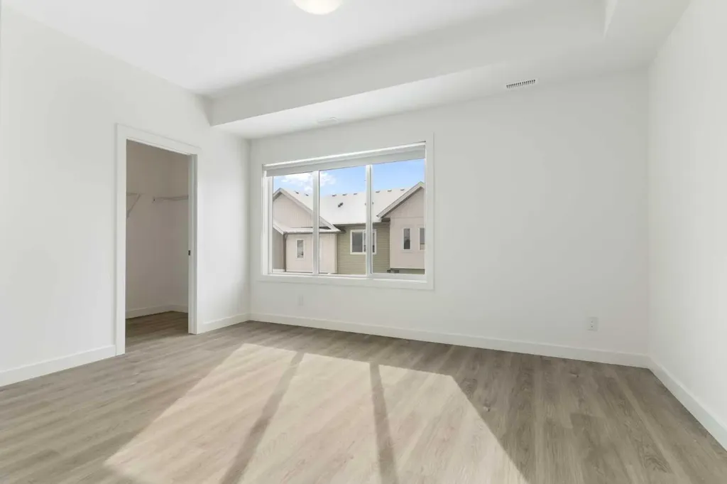 24 Rivercrest Drive Cochrane AB T4C 2C8