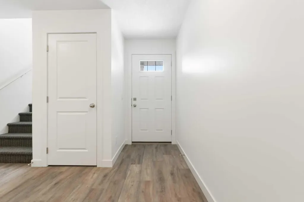 24 Rivercrest Drive Cochrane AB T4C 2C8
