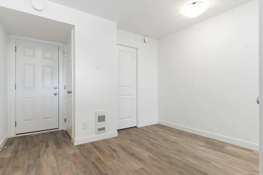 24 Rivercrest Drive Cochrane AB T4C 2C8