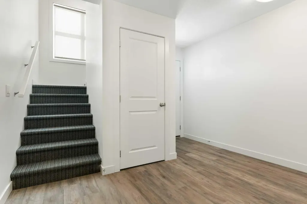 24 Rivercrest Drive Cochrane AB T4C 2C8