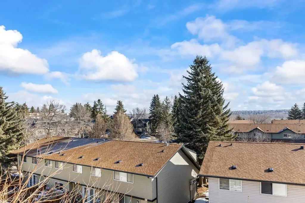 2022 Canyon Meadows Drive SE Calgary AB T2J 7H1