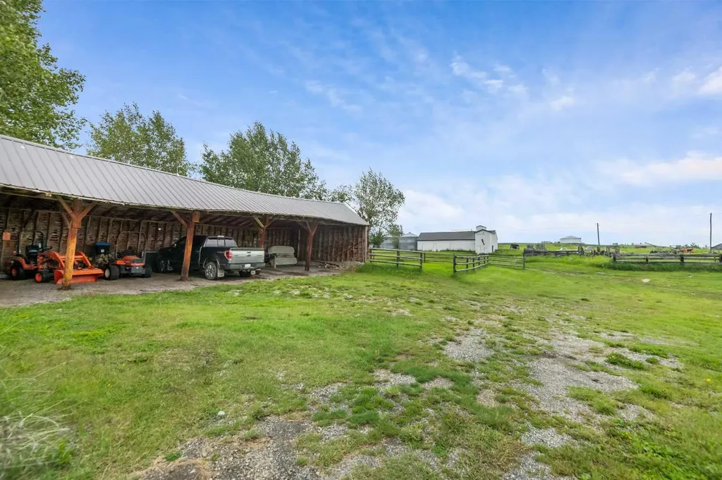 33194 Twp Road 284 Rural Rocky View County AB T0M 1L0