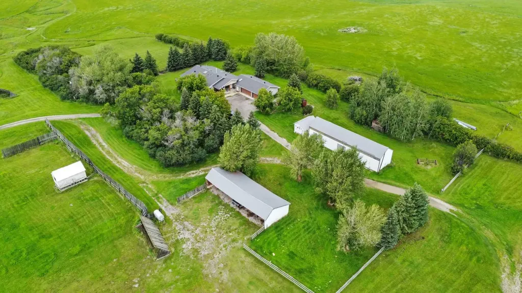33194 Twp Road 284 Rural Rocky View County AB T0M 1L0
