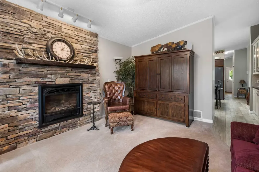 33194 Twp Road 284 Rural Rocky View County AB T0M 1L0