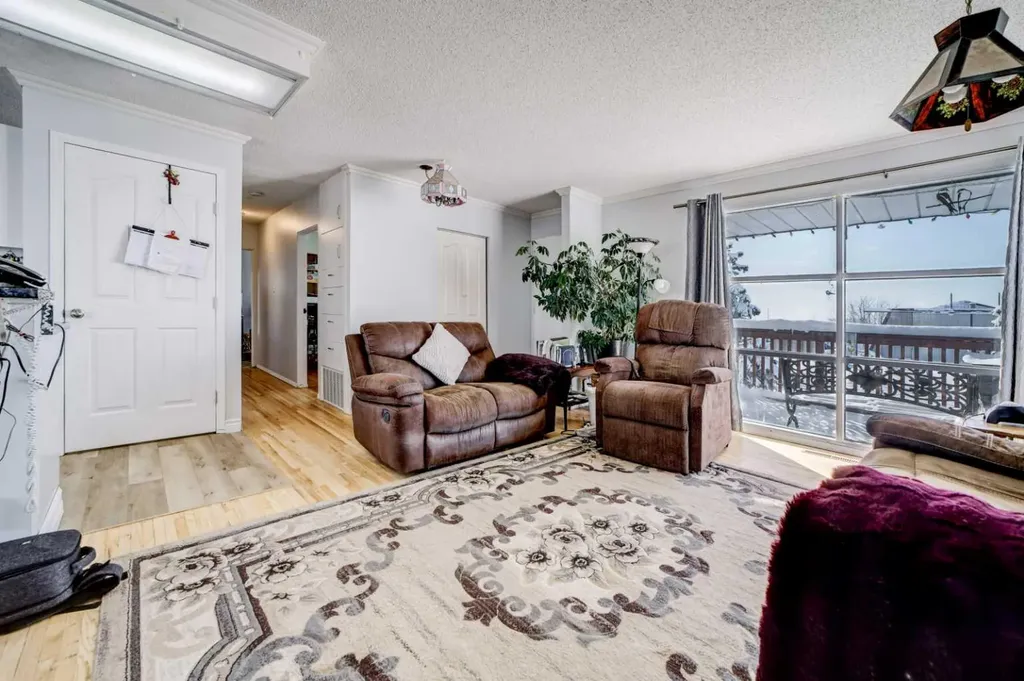 109 Argyle Street Granum AB T0L 1A0