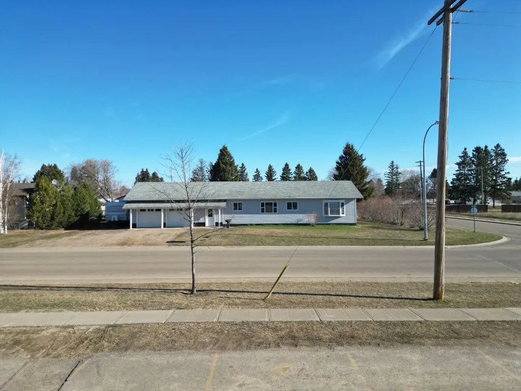 10202 99 Avenue La Crete AB T0H2H0
