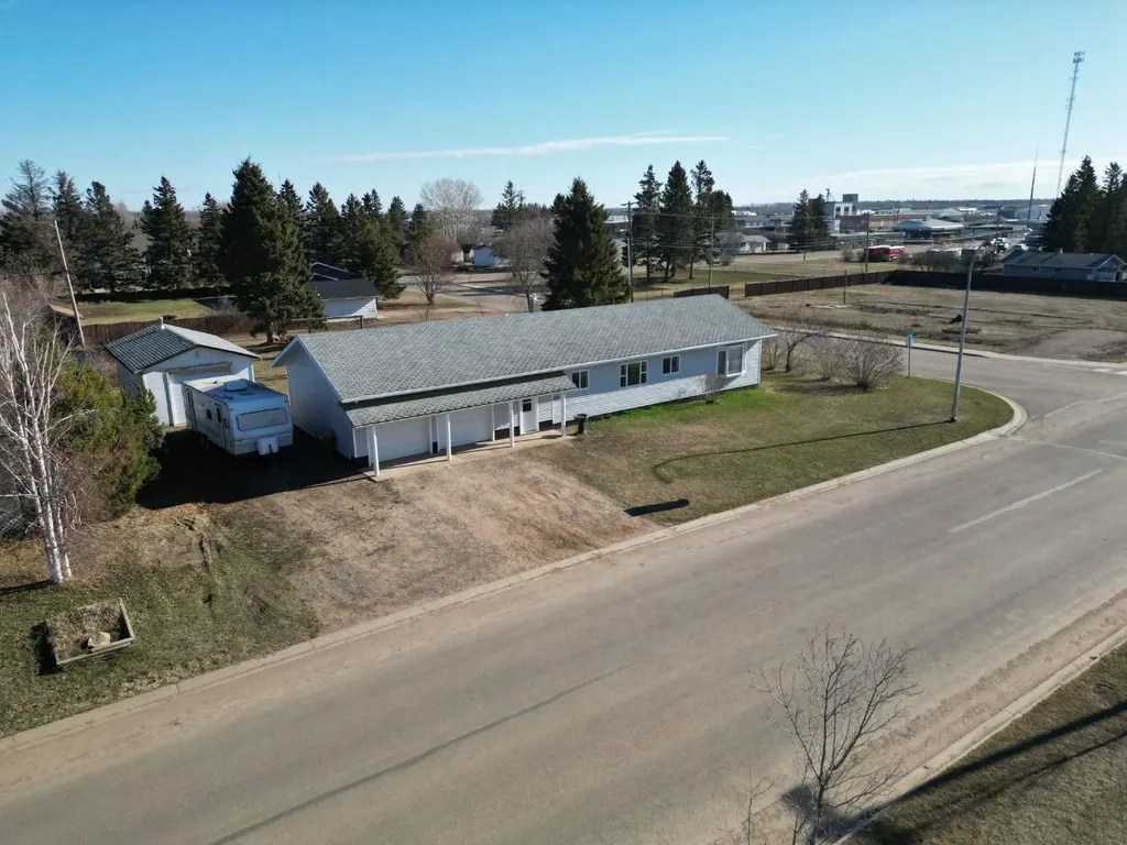 10202 99 Avenue La Crete AB T0H2H0