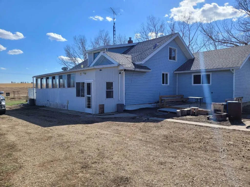 225074 Highway 583 Rural Kneehill County AB T0M2A0