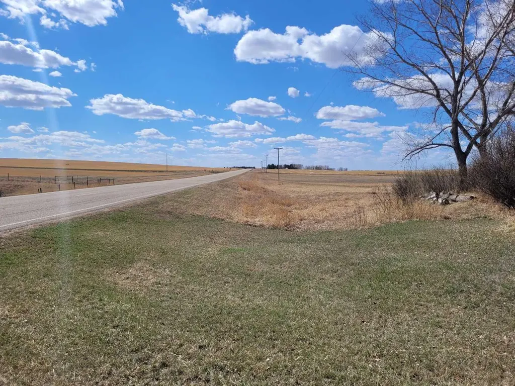 225074 Highway 583 Rural Kneehill County AB T0M2A0