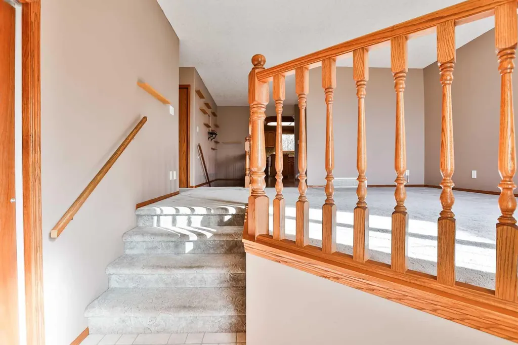 1012 24 Avenue Coaldale AB T1M 1N4