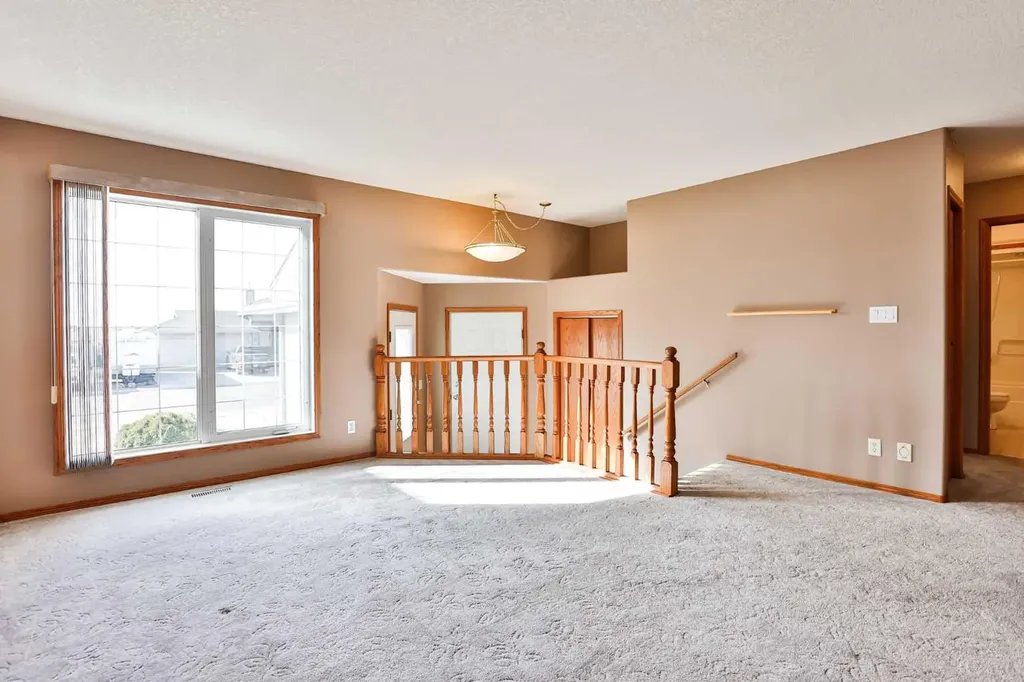 1012 24 Avenue Coaldale AB T1M 1N4