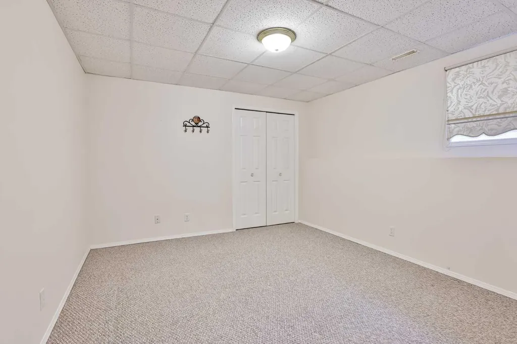 1012 24 Avenue Coaldale AB T1M 1N4