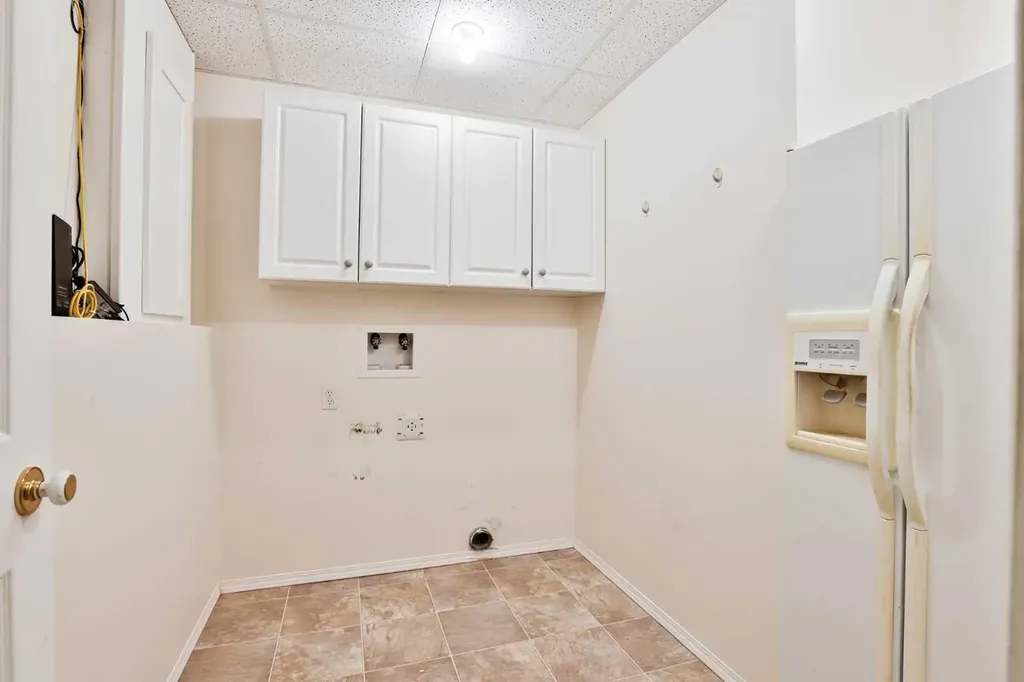 1012 24 Avenue Coaldale AB T1M 1N4