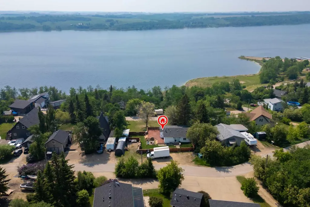 211 Red Wing Crescent Tillicum Beach AB T4V 2M9