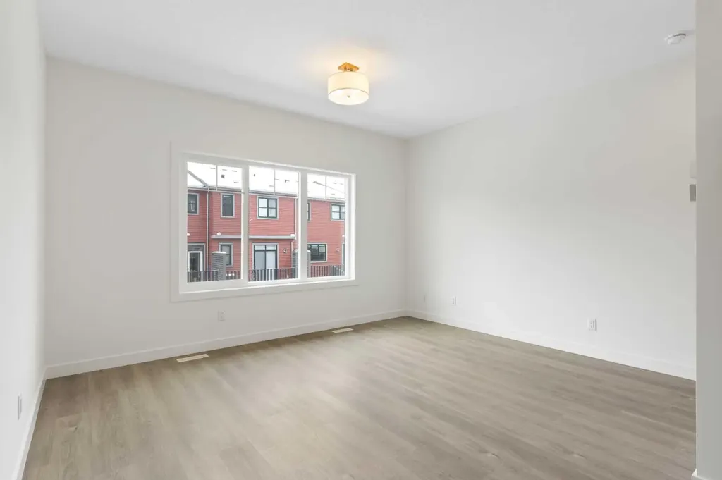 2231 81st Street SW Calgary AB T3H 6M4