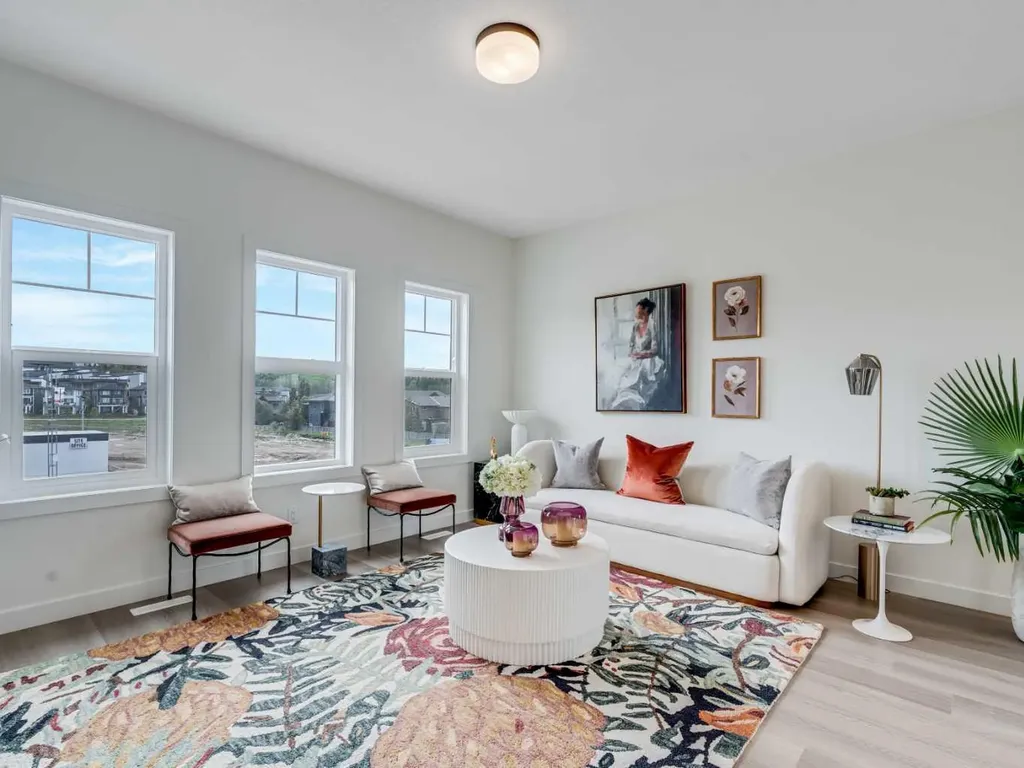 2231 81st Street SW Calgary AB T3H 6M4
