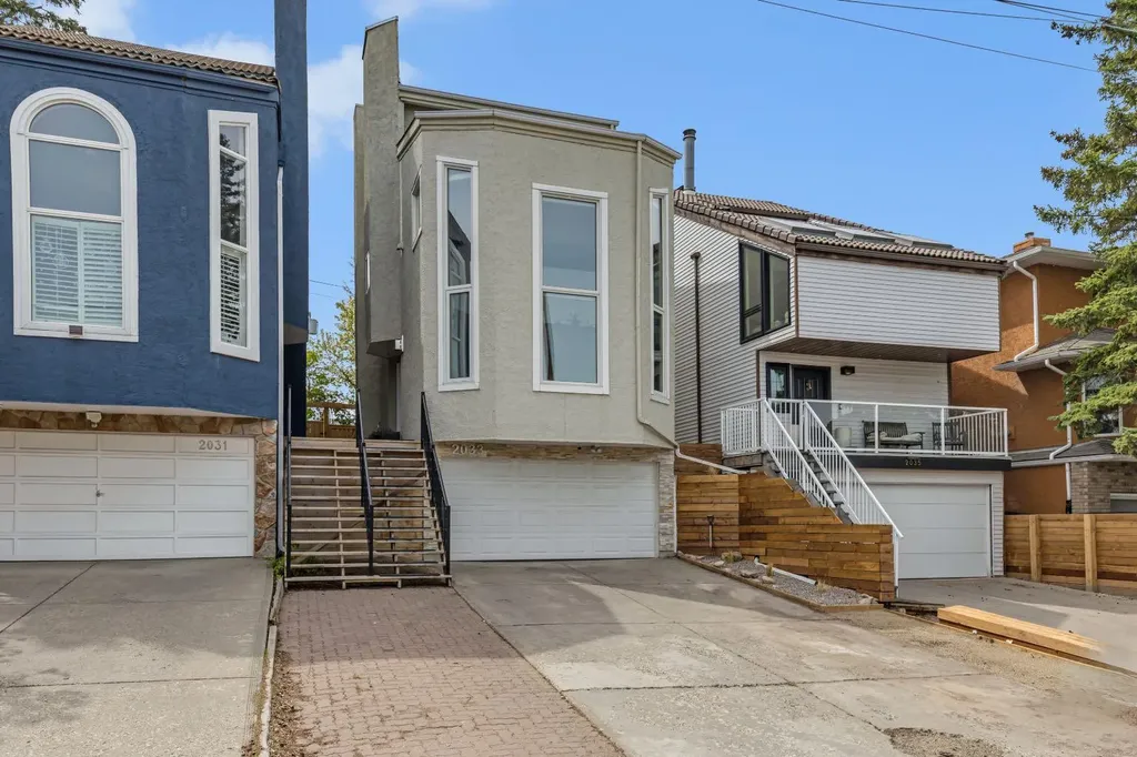 2033 21 Avenue SW Calgary AB T2T 0N8