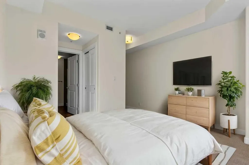 16 Varsity Estates Circle NW Calgary AB T3A 2C5