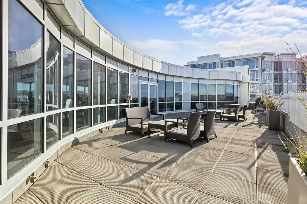 16 Varsity Estates Circle NW Calgary AB T3A 2C5