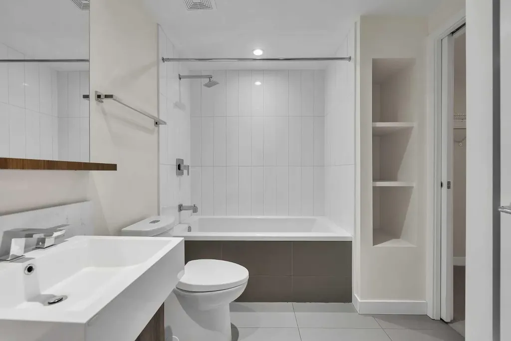 626 14 Avenue SW Calgary AB T2R 0X4