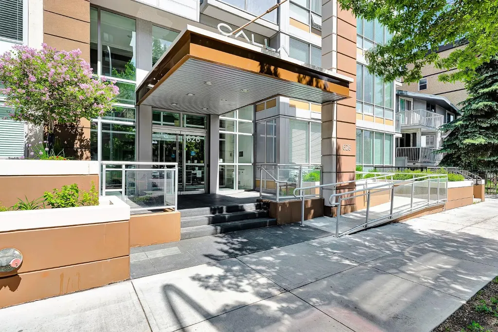 626 14 Avenue SW Calgary AB T2R 0X4