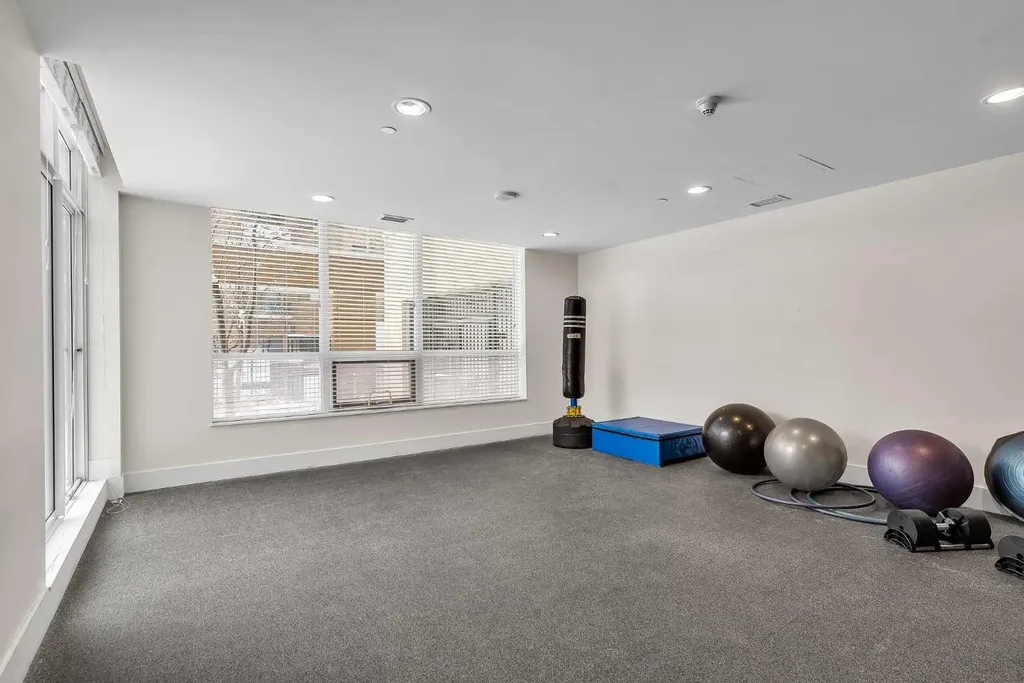 626 14 Avenue SW Calgary AB T2R 0X4