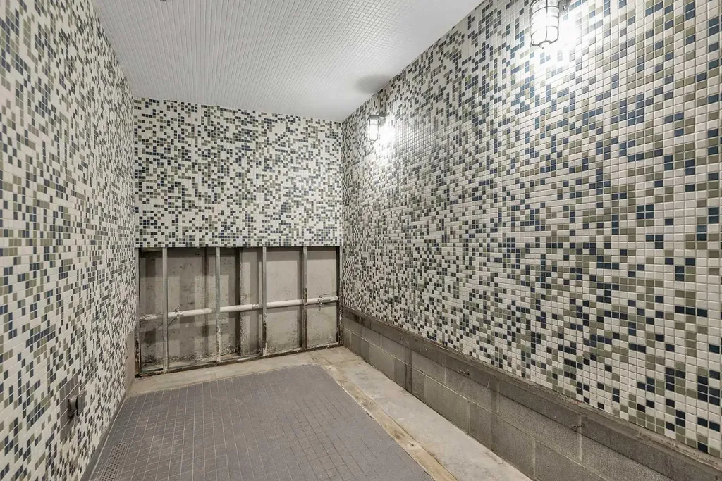 626 14 Avenue SW Calgary AB T2R 0X4