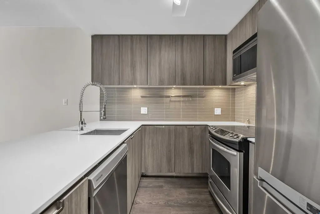 626 14 Avenue SW Calgary AB T2R 0X4