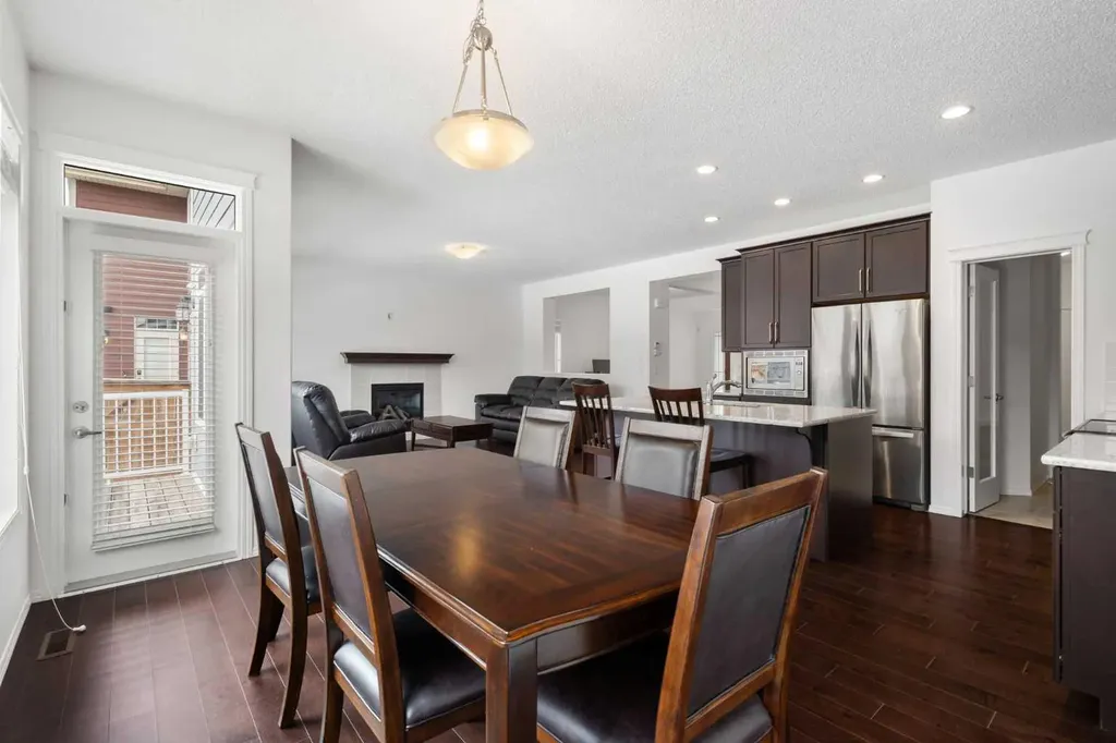 182 Auburn Sound Close SE Calgary AB T3M 0H8