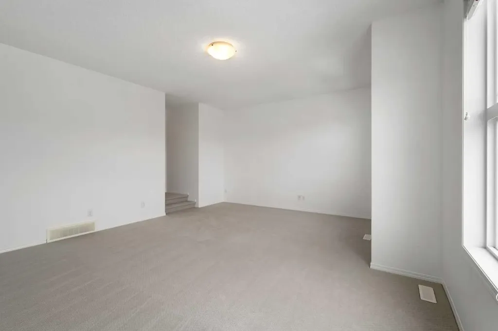 182 Auburn Sound Close SE Calgary AB T3M 0H8