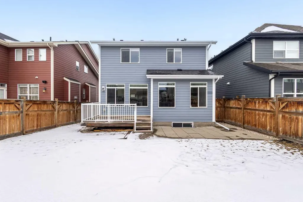 182 Auburn Sound Close SE Calgary AB T3M 0H8
