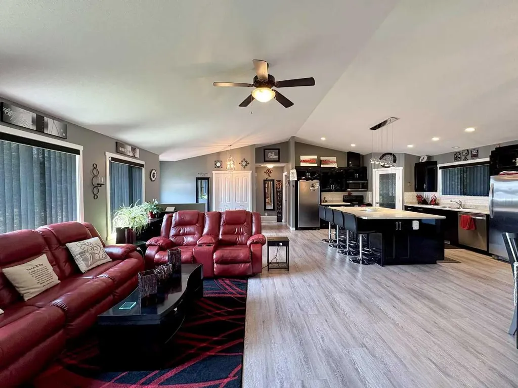 346, 14579 Twp Road 690 Lac La Biche AB T0A 2C0
