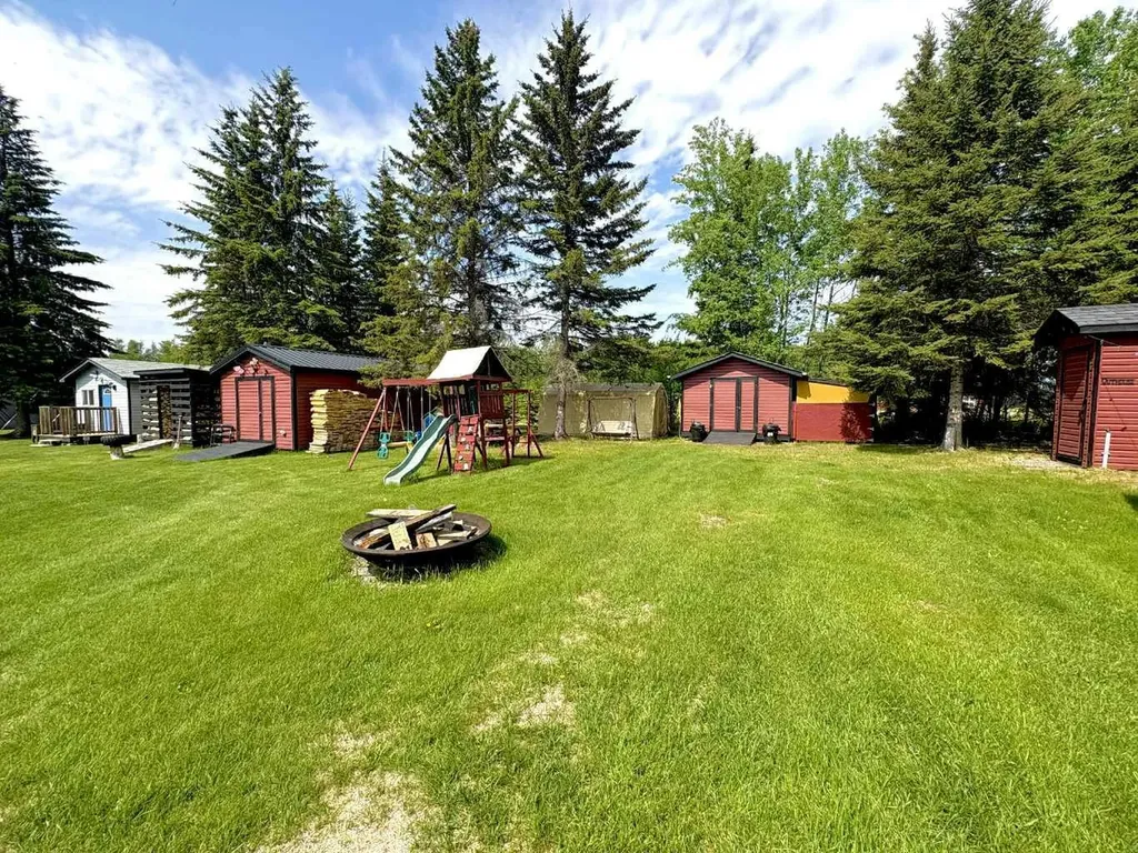 346, 14579 Twp Road 690 Lac La Biche AB T0A 2C0
