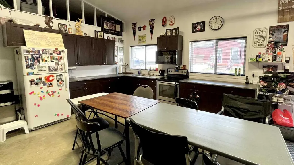 346, 14579 Twp Road 690 Lac La Biche AB T0A 2C0