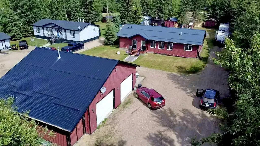 346, 14579 Twp Road 690 Lac La Biche AB T0A 2C0