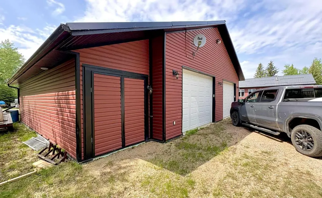 346, 14579 Twp Road 690 Lac La Biche AB T0A 2C0