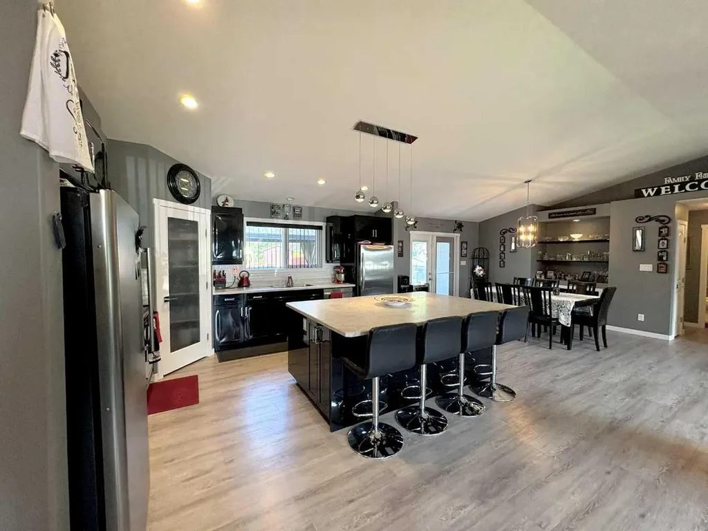 346, 14579 Twp Road 690 Lac La Biche AB T0A 2C0