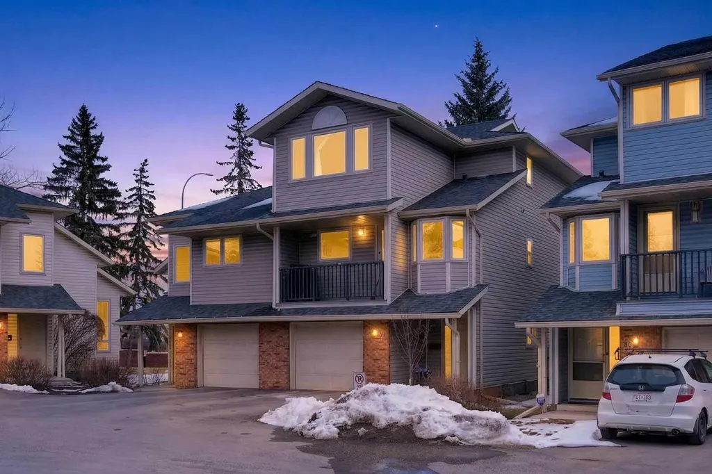 53 Millrise Lane SW Calgary AB T2Y 2C4