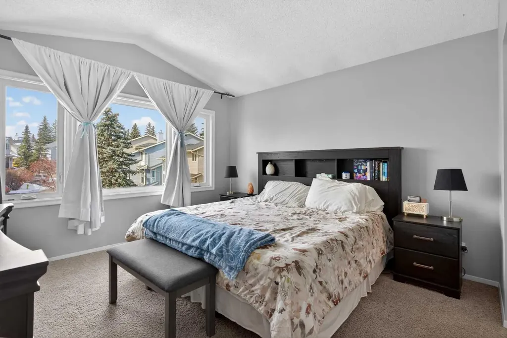 53 Millrise Lane SW Calgary AB T2Y 2C4