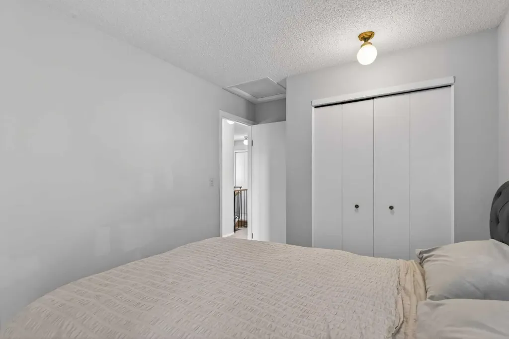53 Millrise Lane SW Calgary AB T2Y 2C4
