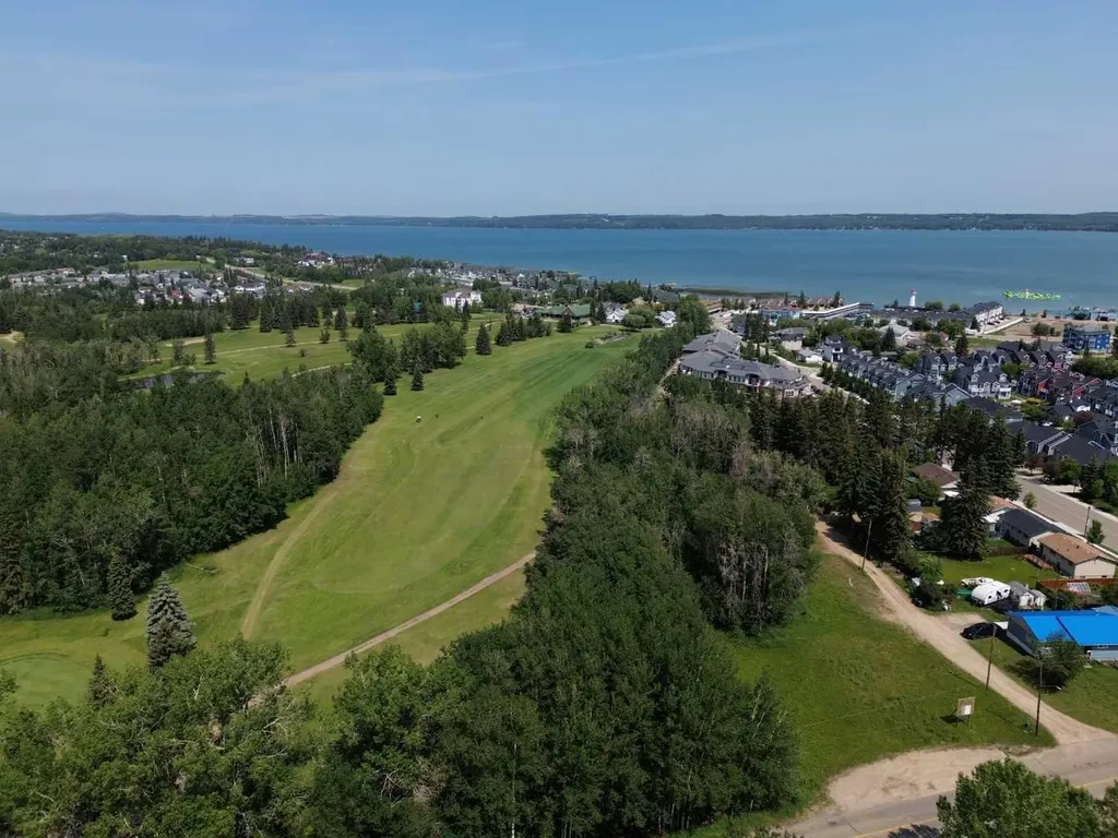 Sylvan Lake AB, 5310 50 Avenue