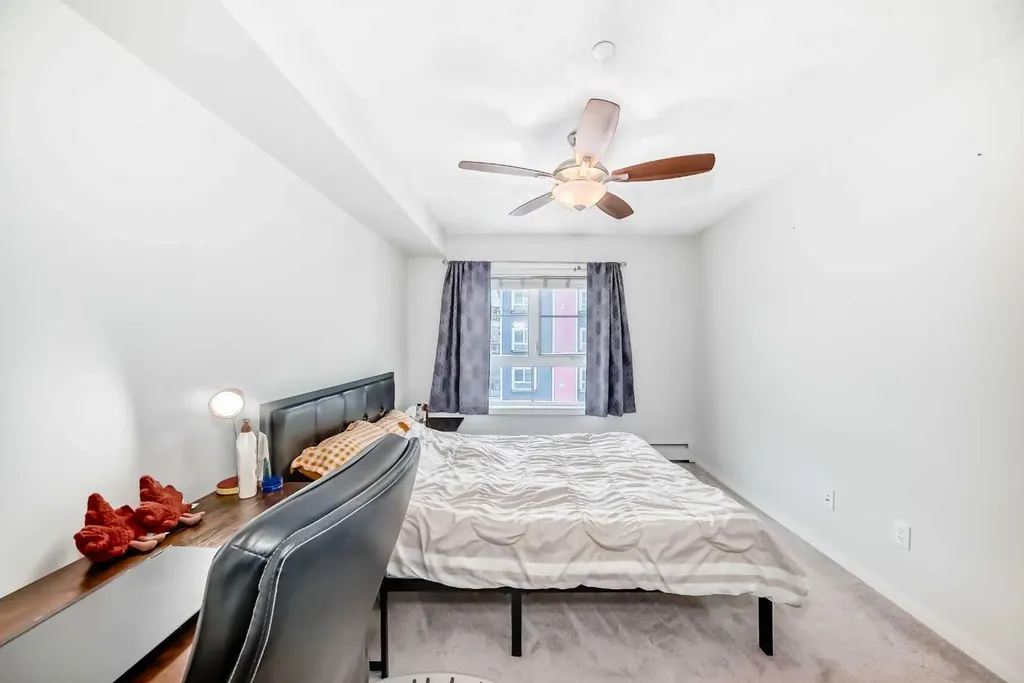 279 Copperpond Common SE Calgary AB T2Z 1J5