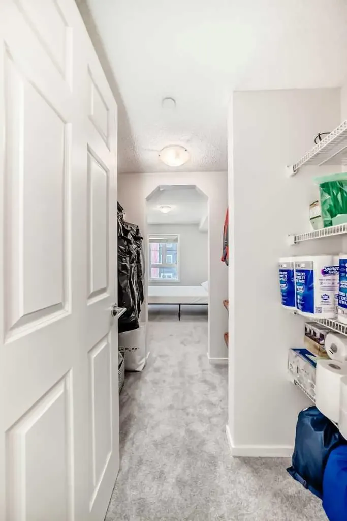 279 Copperpond Common SE Calgary AB T2Z 1J5