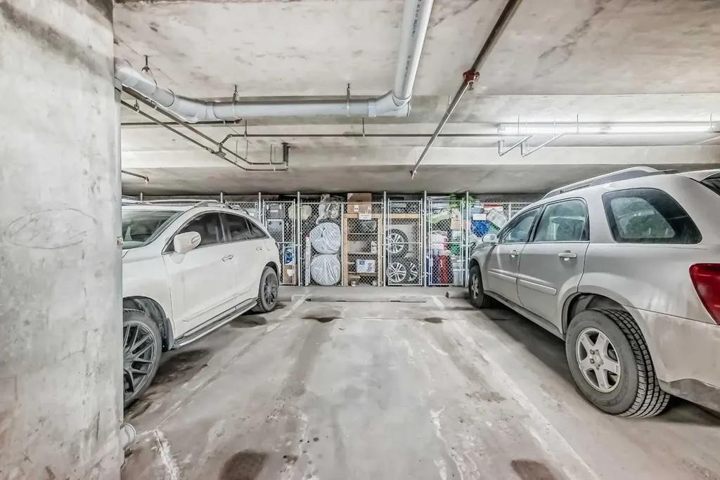 279 Copperpond Common SE Calgary AB T2Z 1J5