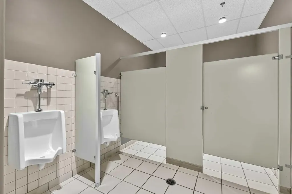 4808 50 Street Innisfail AB T4G1C2