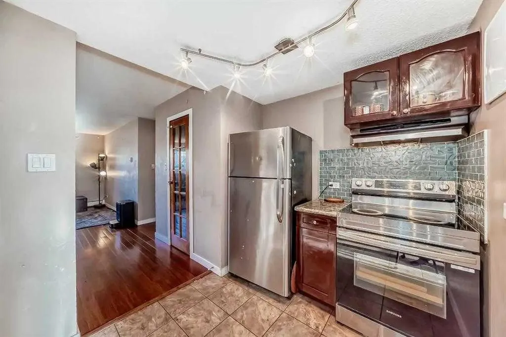 3511 15 Street SW Calgary AB T2T 4A4