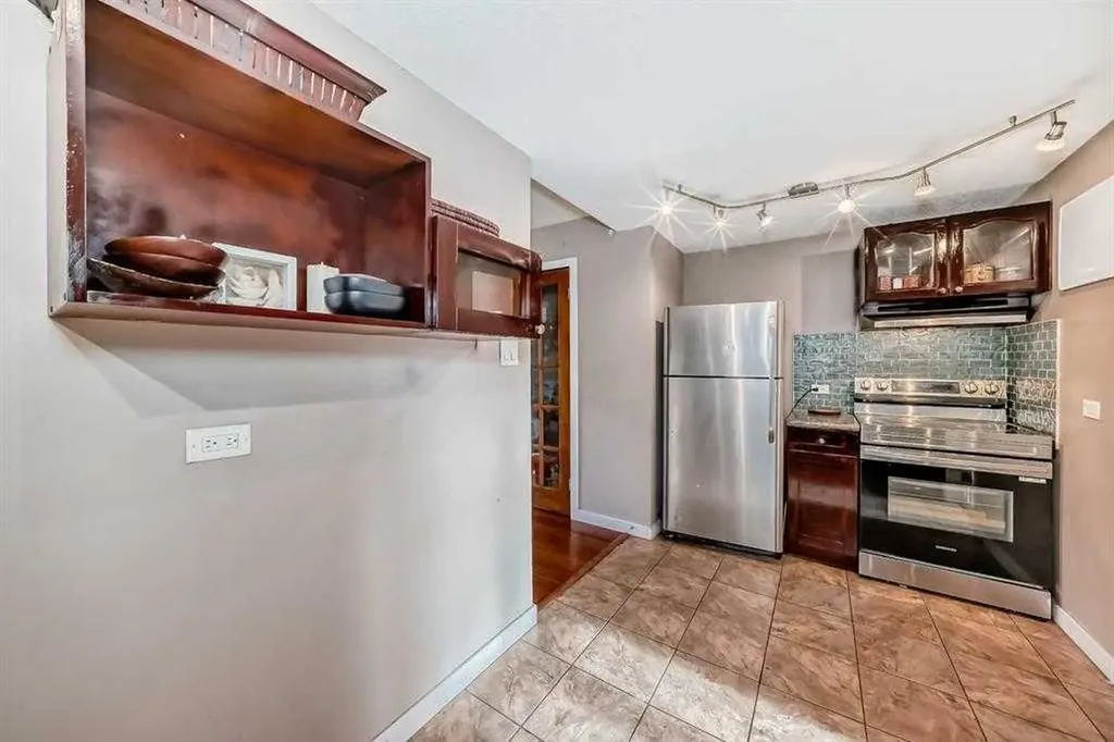 3511 15 Street SW Calgary AB T2T 4A4