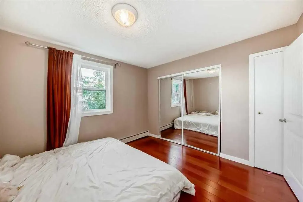3511 15 Street SW Calgary AB T2T 4A4