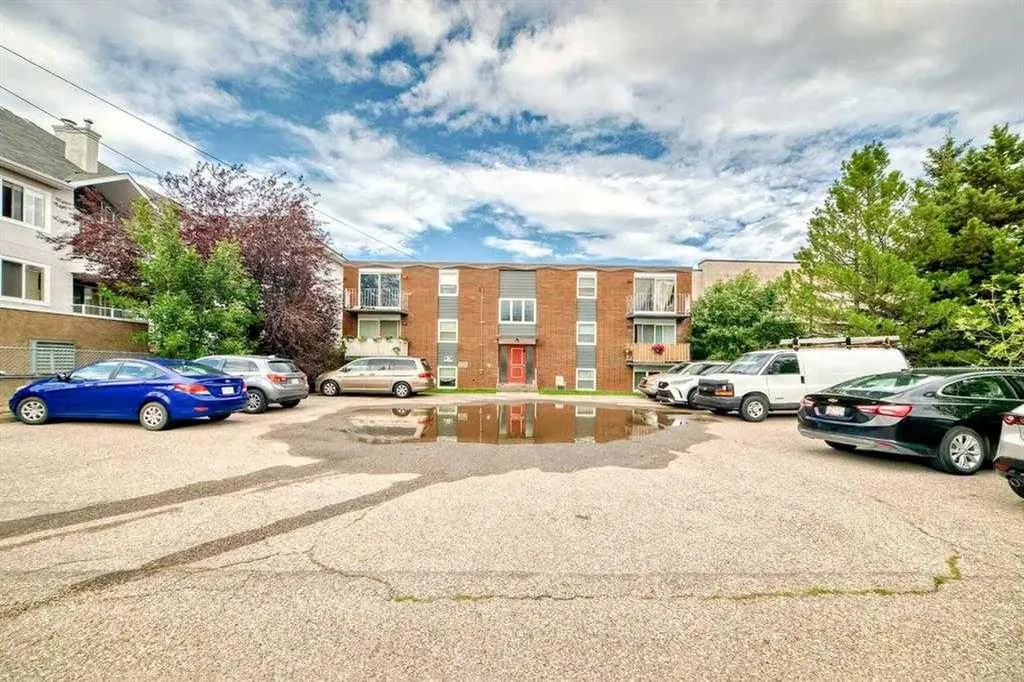 3511 15 Street SW Calgary AB T2T 4A4