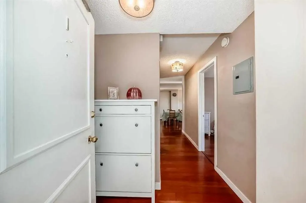 3511 15 Street SW Calgary AB T2T 4A4